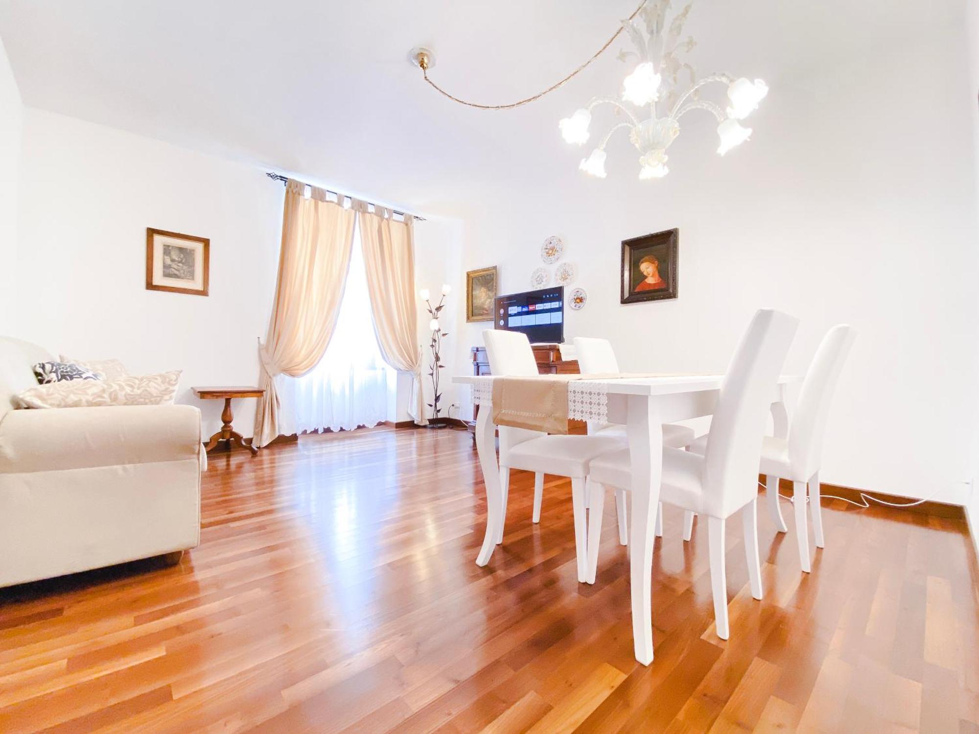 Santacecilia Apartment Верона Екстер'єр фото